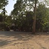 ที่จอดรถมากมาย
