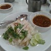 พิเศษกับธรรมดาต่างกันแค่จานใหญ่กว่า