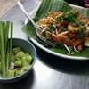 ผัดไทยกุ้งสด