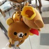 หนู Rilakkuma ห้อยใต้ที่จับประตูหน้าร้าน