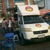 เป็นรถทำเป็นร้าน