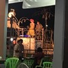 โชว์รับผักบุ้งบิน
