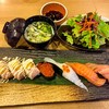 Sushi 4 คำ + Miso Salmon Cream Cheese Roll 4 คำ + สลัดผัก + มิโซะซุป + ไอศครีม