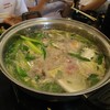 ชาบูน้ำใส ใส่ผัก ใส่หมูเต็มหม้อ รอเดือด
