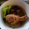 ทานง่ายด้วยน่องไก่ที่หอมและนุ่มลิ้นมีหลากหลายเส้นให้เลือกทาน