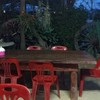 โต๊ะไม้เข้ากับบรรยากาศ
