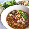 ก๋วยเตียวเรือ บางปู อร่อยมากๆ เปนเจ้าโบราน จากรังสิต เกาเหลา 25 บาท พิเศษ แยอะมา