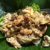 ผัดเส้นใหญ่ก็เด็ดไม่แพ้กัน