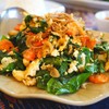 เมนู Reccommend ที่ต้องสั่งเลย ใบเหมียงผัดกับไข่และกุ้งเสียบ ของดีเมืองภูเก็ต