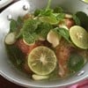 ยำแซลมอน