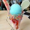 ไอศครีมรสบลูเลมอนเปรี้ยวสดชื่นอร่อยดีค่ะ