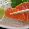 เนื้อปลาไม่สด ชิ้นเล็ก เละนิดๆ ไว้กินแก้ขัด บางชิ้นติดก้างเล็กๆด้วย