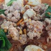 ก๋วยเตี๋ยวเส้นเล็กลูกชิ้นหมูต้มยำ