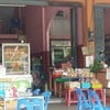 ร้านน้ำปั่น (ขวามือ)...สั่งชาตินี้กินชาติหน้า