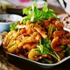 ยำสามกรอบน้ำยำรสชาติจัดจ้าน 