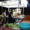 หลังร้าน