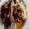 ส้มตำปลาทอด