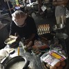 คุณยายใส่ใจตั้งใจทำทุกถุงจิงๆครับ เราช่วยแกมัดใส่ถุงจะได้เร็ว