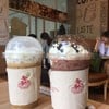 กาแฟเย็นคาปูชิโนและช็อคโกแล็ตเย็น