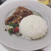 ข้าวหมูกระเทียม ข้าวหมูกระเทียม