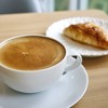 flatwhite กินคู่กับครัวซอง เข้ากันสุดๆ