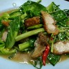 แขนงกระเฉด+หมูกรอบ หมูกรอบสูตรเด็ดจากทางร้านที่เป็นสูตรเฉพาะร้านนี้เท่านั้น👍
