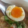 ก๋วยเตี๋ยวเส้นเล็กต้มยำน้ำข้น