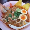 ชามใหญ่เครื่องแน่นมากกุ้งเป็นก็สดครับ ตอนแรกกลัวจะกินไม่หมดแต่พอสดน้ำเท่านั้นแระ