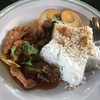 ข้าวหมูผัดกะปิ ไข่พะโล้