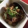 เค้าแนะนำมาให้ชิม คล้ายๆหมูพะโล้เลย แต่แห้ง รสชาติเข้มข้นดี
