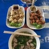 ทอดมันหมูเด้ง เกี๊ยวกุ้ง บะหมี่น้ำลูกชิ้นหมู