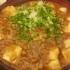 หม่าโผโทฟุราดข้าวแบบญี่ปุ่น จะข้นกว่าของจีน และไม่เผ็ด 