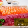 Salmon/Akami Sashimi (NT$320) 