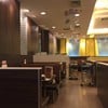 โล่งๆแต่พอเย็นหน่อย คนเต็มร้านค่า
