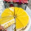 Mango Cheese Pie
ทางร้านเลือกใช้ มะม่วงน้ำดอกไม้สุก ผสมผสานกับครีมชีสไขมันต่ำ อ