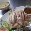 ข้าวมันไก่เนื้อสะโพก 35 บาท 
