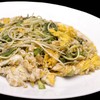 ต้นอ่อนทานตะวันผัดไข่ ต้นอ่อนทานตะวันผัดไข่