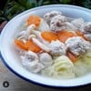 แกงจืดอกไก่สับกับผักสามสี