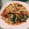 ส้มตำไม่ค่อยเท่าไหร่ เปรี้ยวนำมาก แล้วก็ไม่มีรสอื่นเลย ใครชอบเปรี้ยวถูกใจ