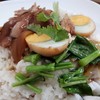 ข้าวขาหมู เนื้อหนัง ใส่ไข่ 