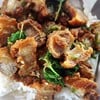 กระเพราเป่าปากหมูกรอบ