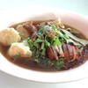 บะหมี่หยกเกี๊ยวกุ้งเป็ดย่างน้ำพะโล้ 