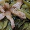 ต้มผักโขมโรยหน้าด้วยหมูคั่วเค็ม