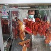 ร้านข้าวขาหมู หมูแดง หมูกรอบ อยู่ติดกัน 