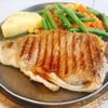 Sirloin ย่างกับผักต่างๆ