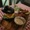 Shaka Grill & Bar อารีย์