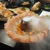 แซลม่อน 20 คำ กินกับแป้งเทมปุระกรุบกรอบและซอส  รสชาตินวลมาก