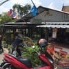 ร้านดูไม่หรูหรา แต่ไม่ไกลจากวัดสะตือเท่าไหร่