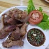หมูนุ่มอร่อยดีนะค่ะ แต่เป็นแนวหมูหมักกระเทียมไปย่างนะคะ