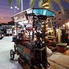 เท่อ่า นี่แอบถ่าย คนขายอยู่แถวนั้นก็เชิญให้ถ่ายรูปได้